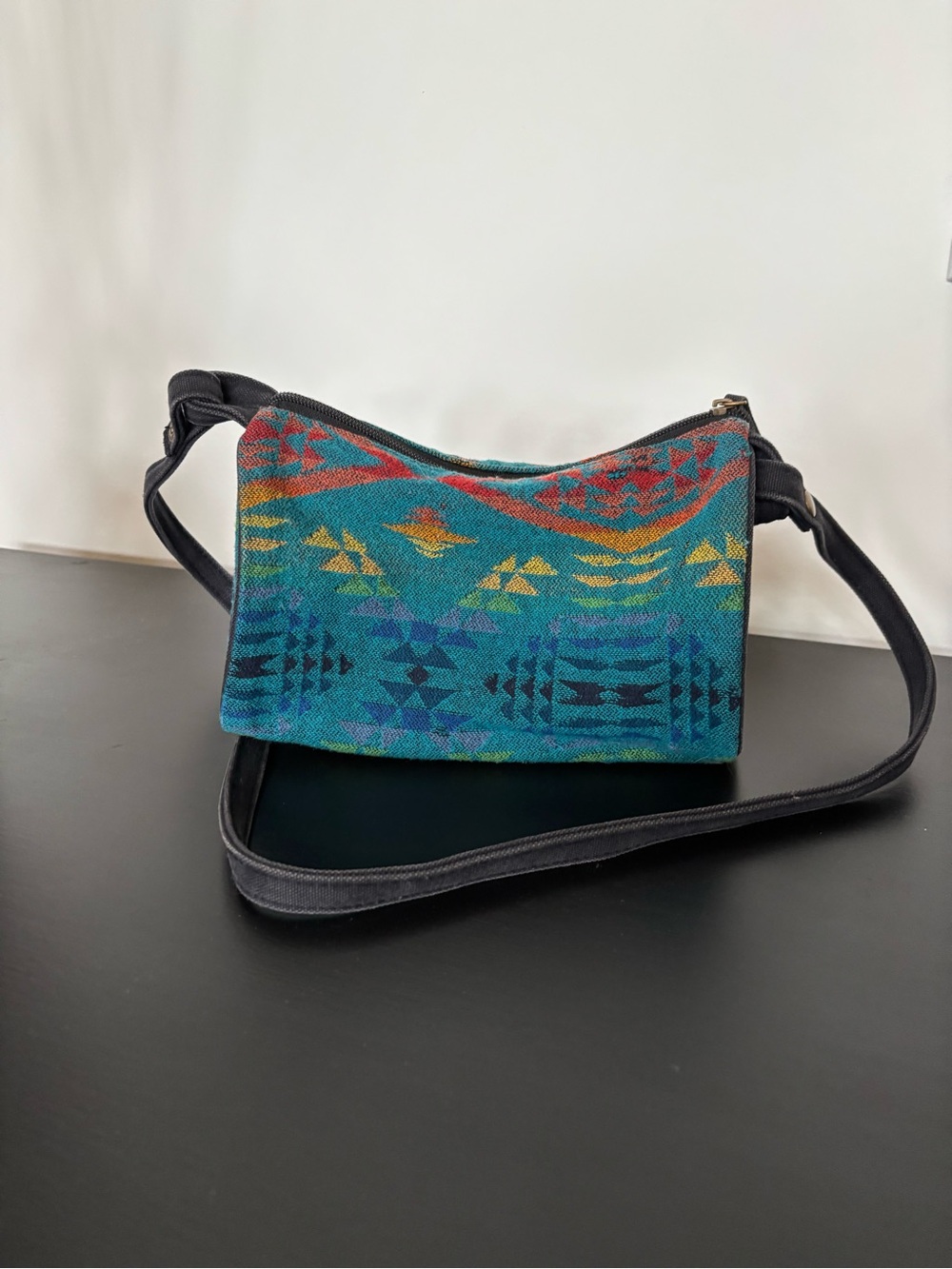 Vintage Pendleton Wool Western Diamond Desert Navajo Native American Travel Bag - Picture 3 of 16